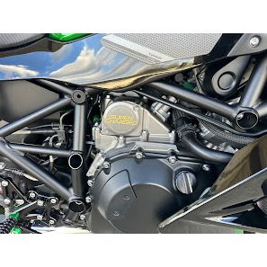 2021 Kawasaki Ninja H2 SX SE+ | Legacy Certified | Excellent Condition | Halo Collection