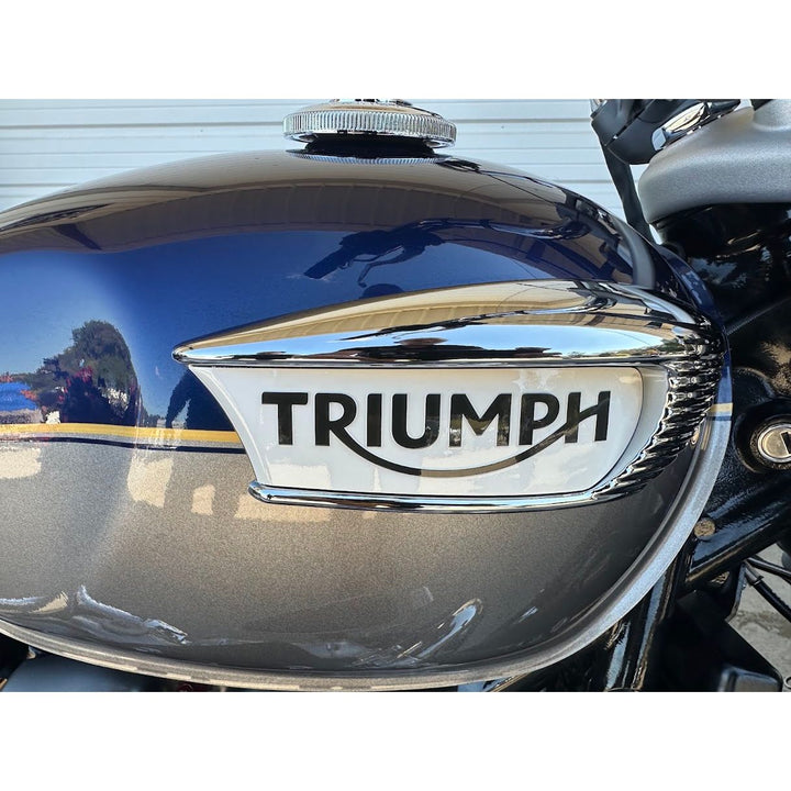 2025 Triumph Speedmaster 1200 Two-Tone Custom